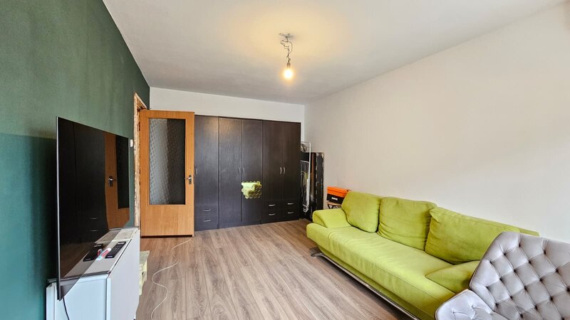 1 Decembrie, inchiriere apartament 3 camere la pret de 2 camere.