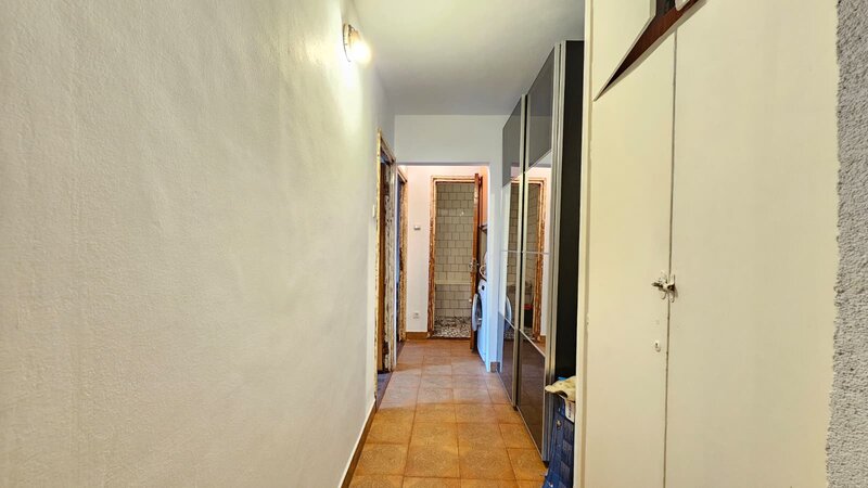 1 Decembrie, inchiriere apartament 3 camere la pret de 2 camere.